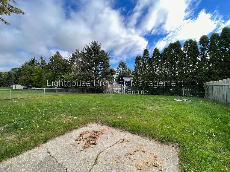 8128 20th Ave — Photo 15