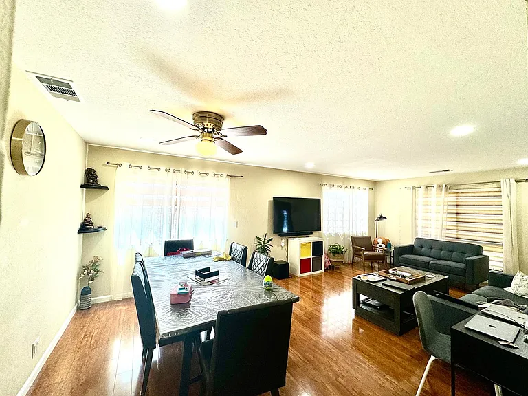 36358 Frobisher Dr — Photo 29