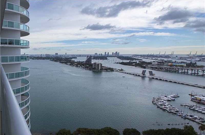 1st image of 1800 N Bayshore Dr APT 3112