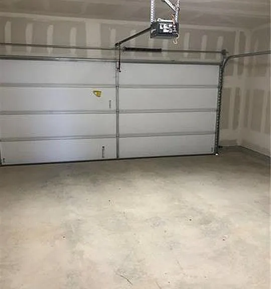 10808 Mickelson Dr — Photo 15