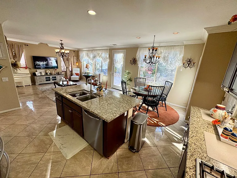 13643 Swift Run St — Photo 17