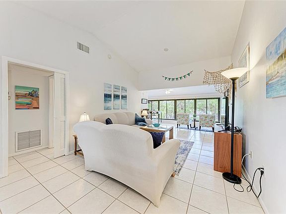 5th image of 4578 Red Maple Rd #904