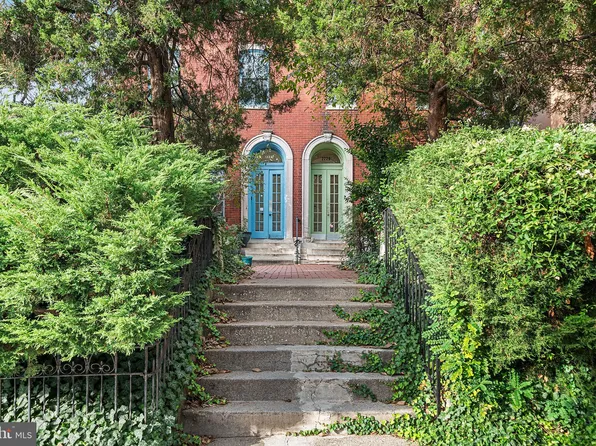 2231 Green St APT 5, Philadelphia, PA 19130