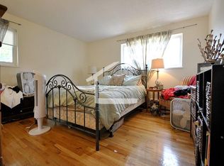 10 Commonwealth Ct, Brighton, MA 02135