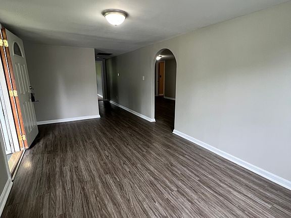 2nd image of 1044 Western Ct