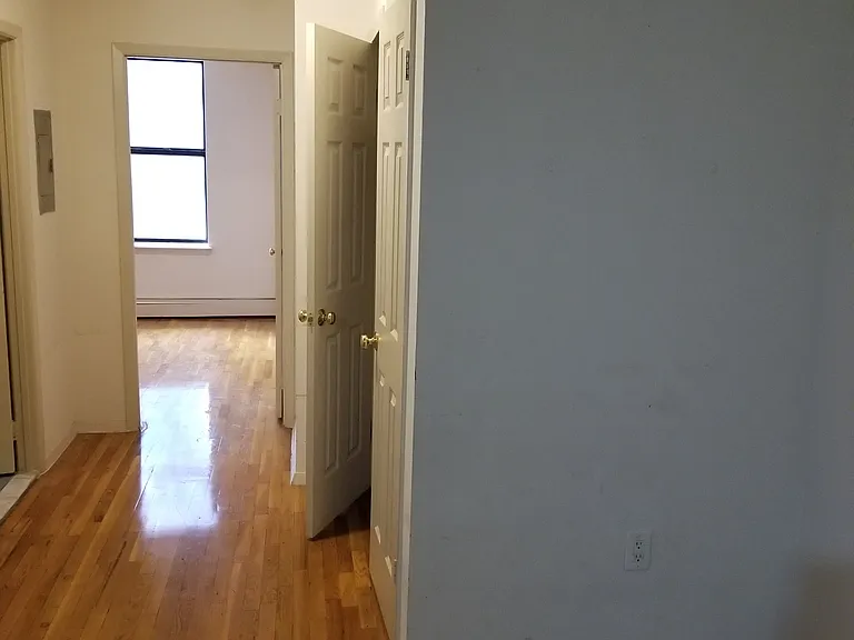 1305 Sheridan Ave #A3 — Photo 4