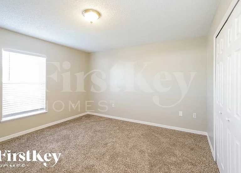 10714 Opus Dr — Photo 10
