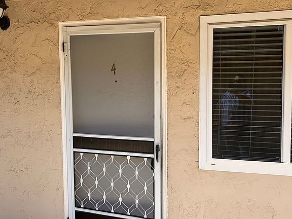 2nd image of 699 Grand Coulee Ave APT 4