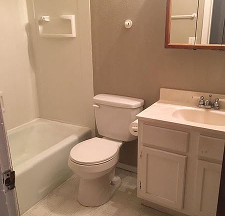 5th image of 3310 Lynette Dr