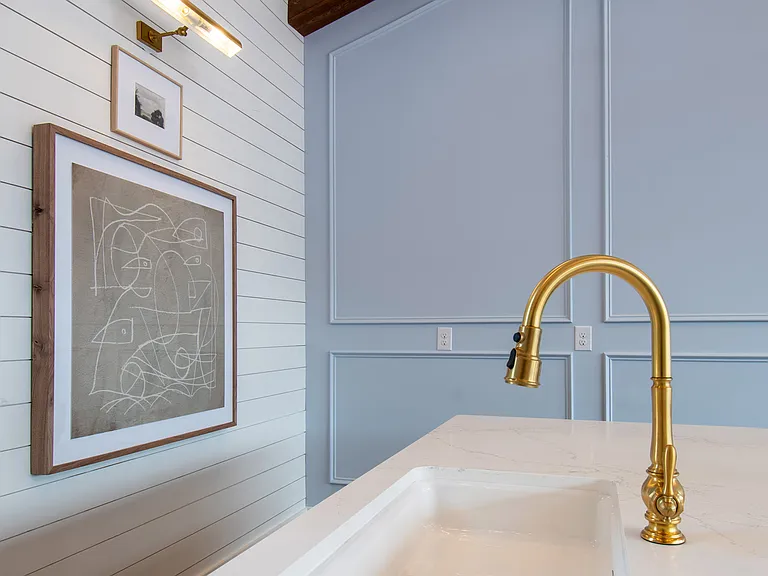 Luxe and Legends at Morganton Park Apartment Homes — Photo 5