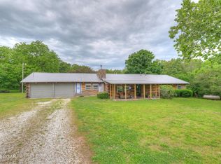 3023 Gum Rd, Seneca, MO 64865