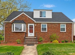 303 E Curtis St, Linden, NJ 07036