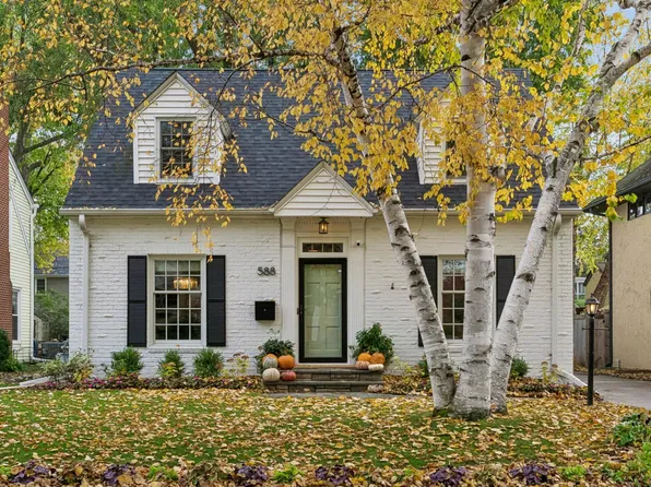 588 Montrose Ln, Saint Paul, MN 55116