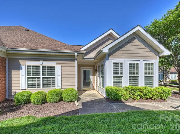 2015 Woodburn Trl, Matthews, NC 28105