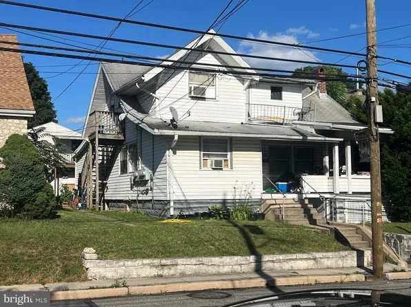 136 S Enola Dr, Enola, PA 17025