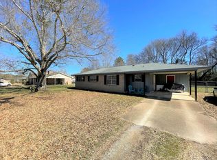 3755 New Hope Rd, Columbus, MS 39702