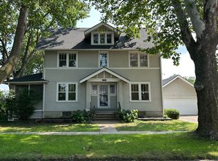 310 W Washington St, Winterset, IA 50273