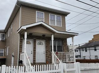 206 Beach 27 St, Far Rockaway, NY 11691