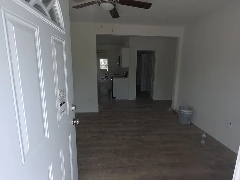 227 Settlers Landing Rd — Photo 2