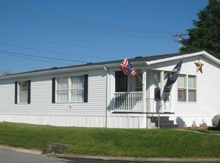 79 Peppermint Ln, Baltimore, MD 21220