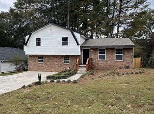 6929 Apache Ln, Riverdale, GA