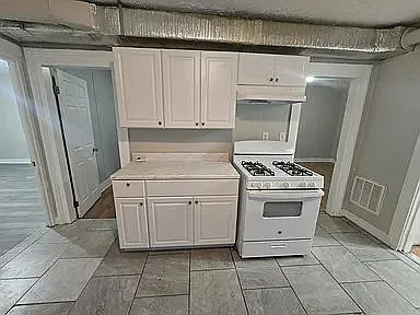 187 Wolcott St #2 — Photo 4