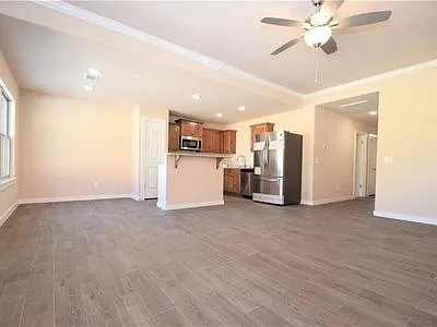 513 Vee St — Photo 5