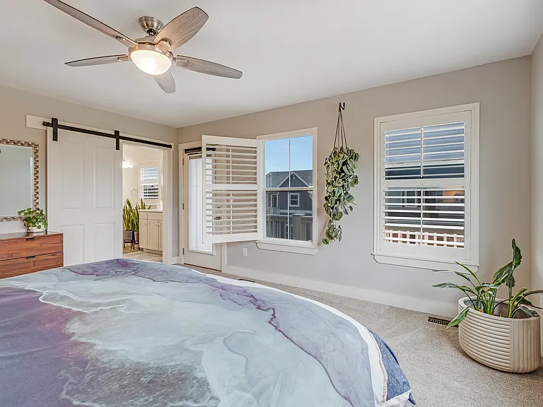 1516 Solitaire St — Photo 15