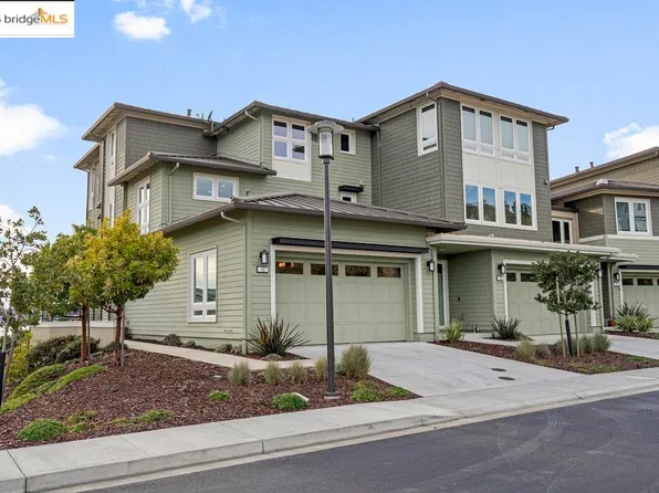 12 Sunset Ln, Richmond, CA 94801