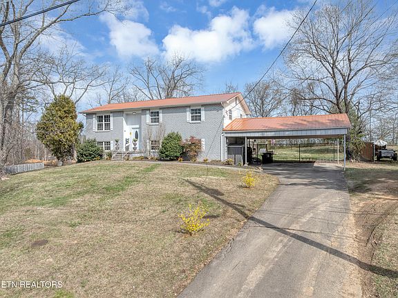 2nd image of 1733 N Parkridge Dr