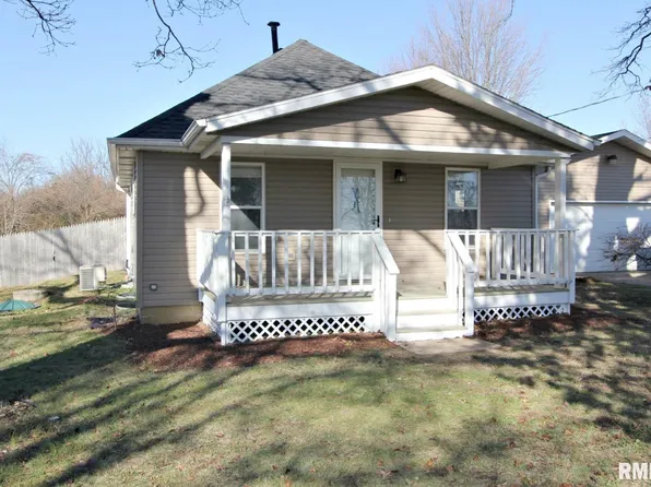 4901 Sheridan Rd, Groveland, IL 61535