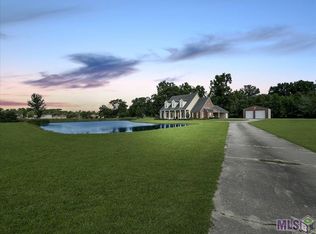 41420 Ratcliff Dr, Prairieville, LA 70769