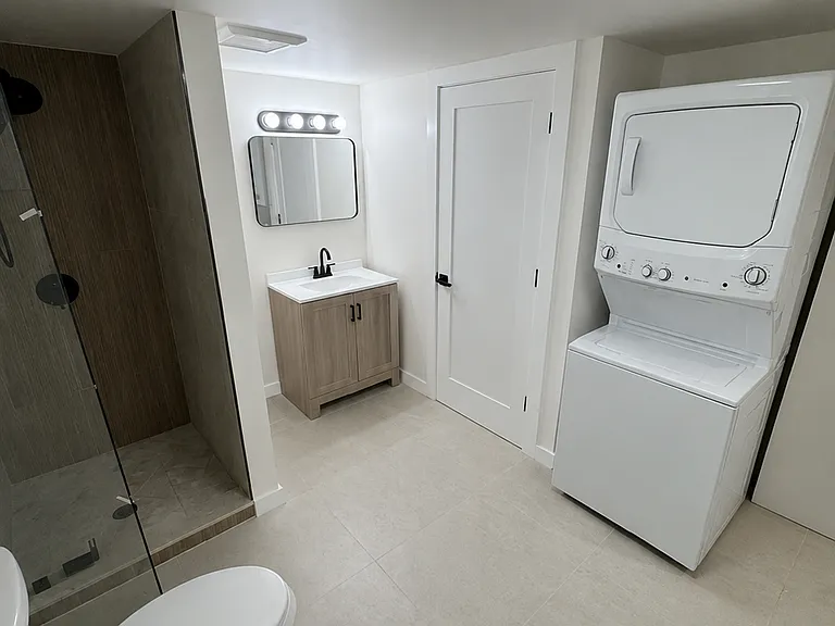 94 Irving Pl #1 — Photo 5