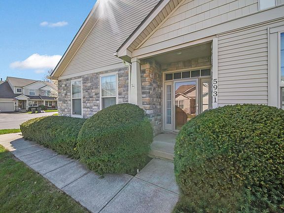 3rd image of 5931 Coventry Hurst Ln