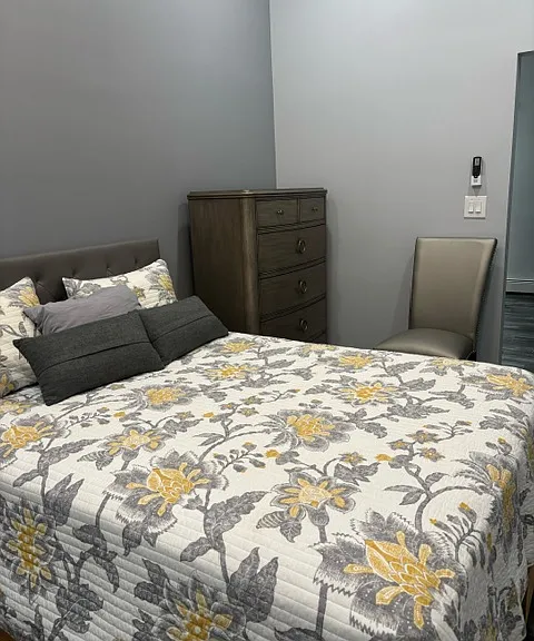 385 Vineland Ave — Photo 5
