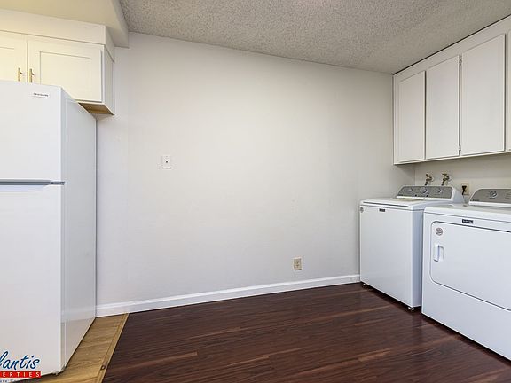 5th image of 1178 & 1180 W Olive Ave #1178