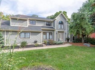 1775 Maplewood Ln, Allentown, PA 18103