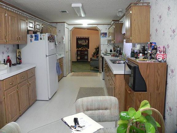 4th image of 110 Valerie Dr
