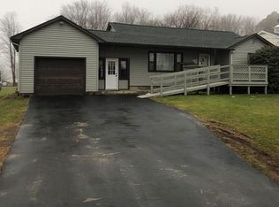 1523 Airport Rd, Franklin, PA 16323