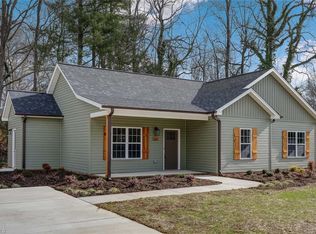 308 Pinedale Dr, Reidsville, NC 27320