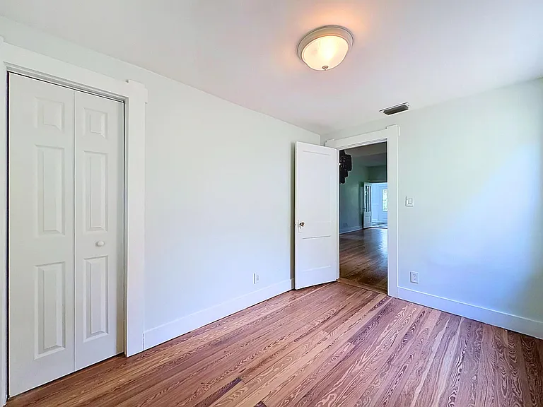 224 N Ocean Breeze — Photo 13