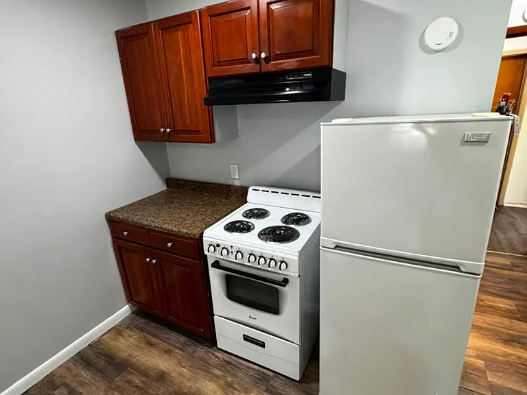200 Fosler Rd #10 — Photo 4