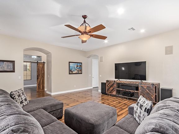 5th image of 15249 W DAHLIA Drive
