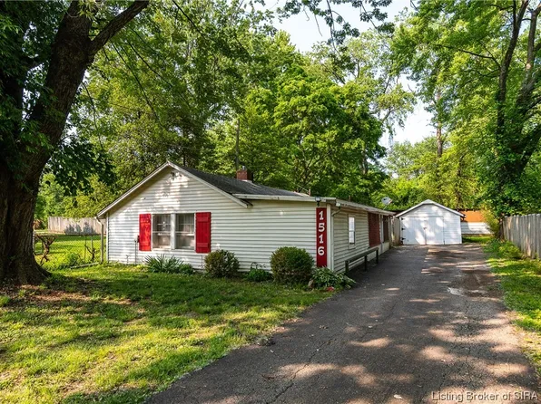 1516 Johnson Lane, Clarksville, IN 47129