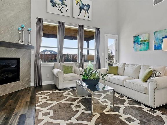 4th image of 5733 Amphora Ave