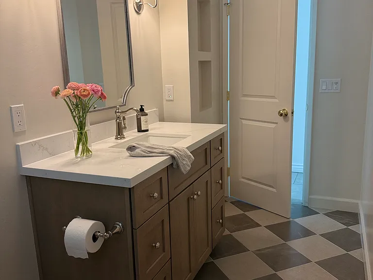 1031 Deerhaven Dr — Photo 15