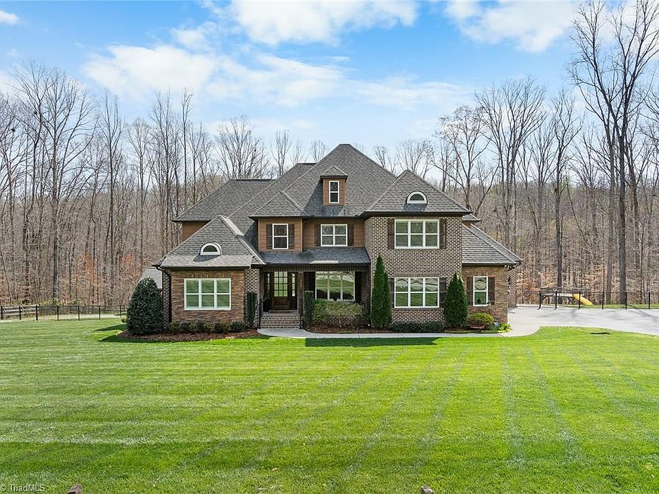 1st image of 333 Punkin Ridge Ln