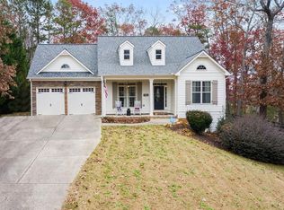 107 Oak Ridge Trl SE, White, GA 30184