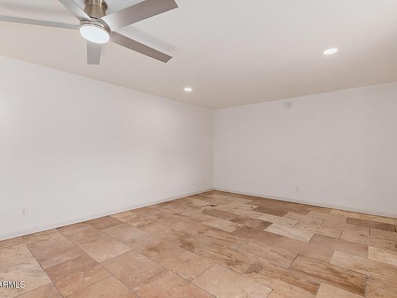 5th image of 1025 E CARSON Drive