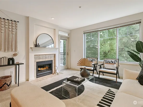 1525 NW 57th Street #302, Seattle, WA 98107